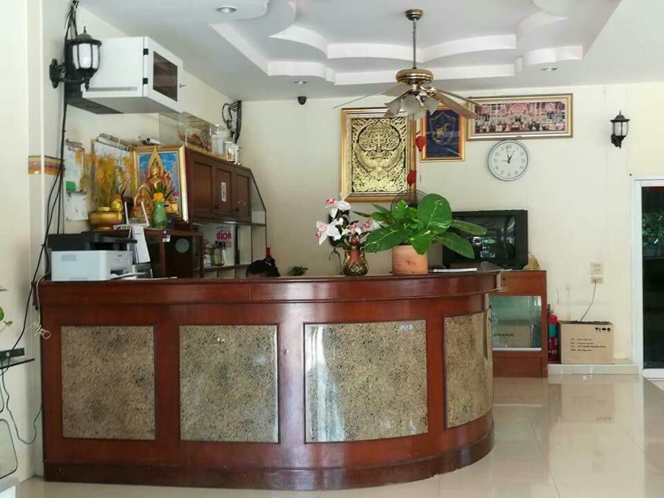 Pluluang Mansion Hotel U Thong Exterior photo